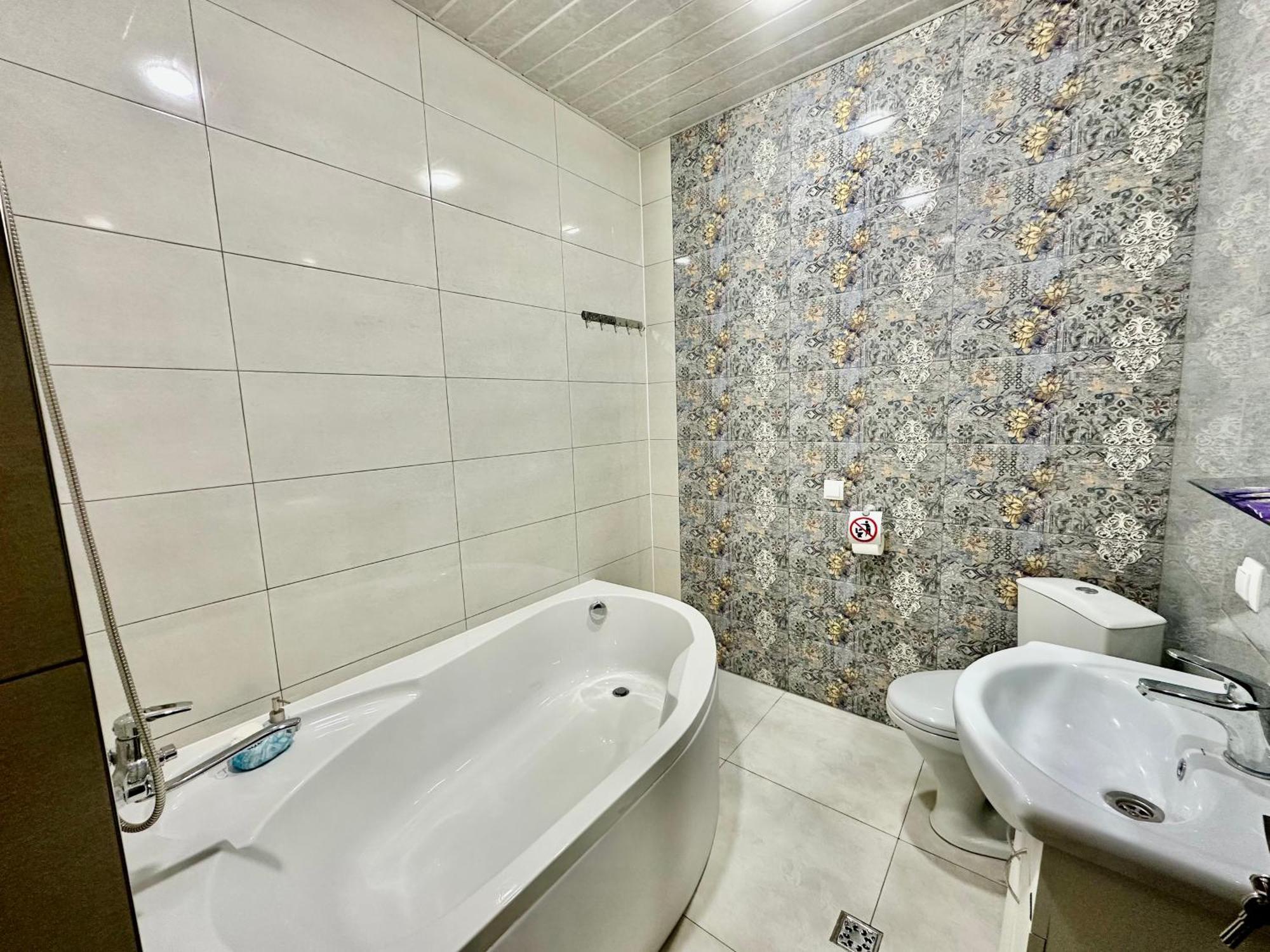 Tadevosyan Guest House Bjni Exterior foto