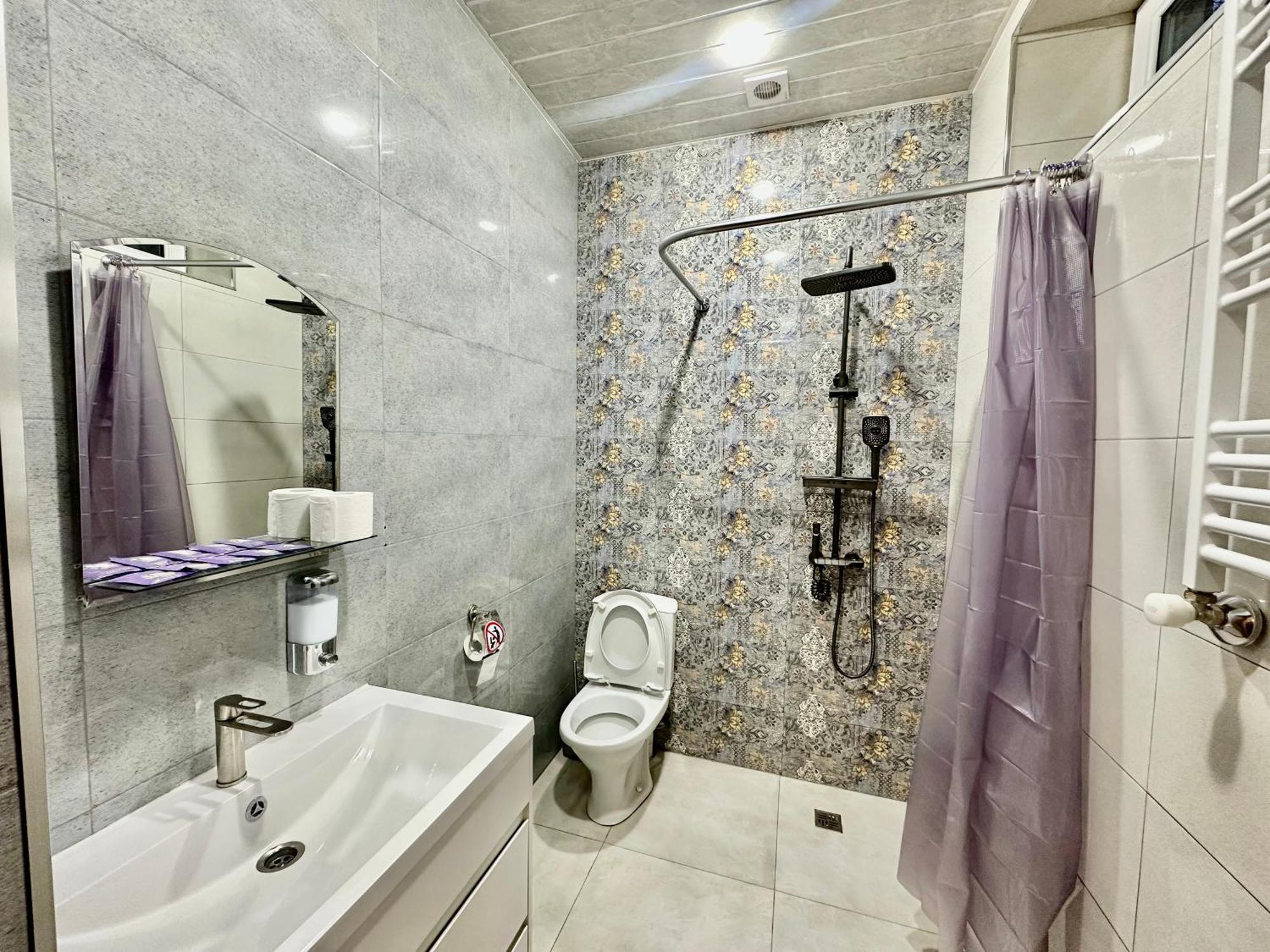 Tadevosyan Guest House Bjni Exterior foto