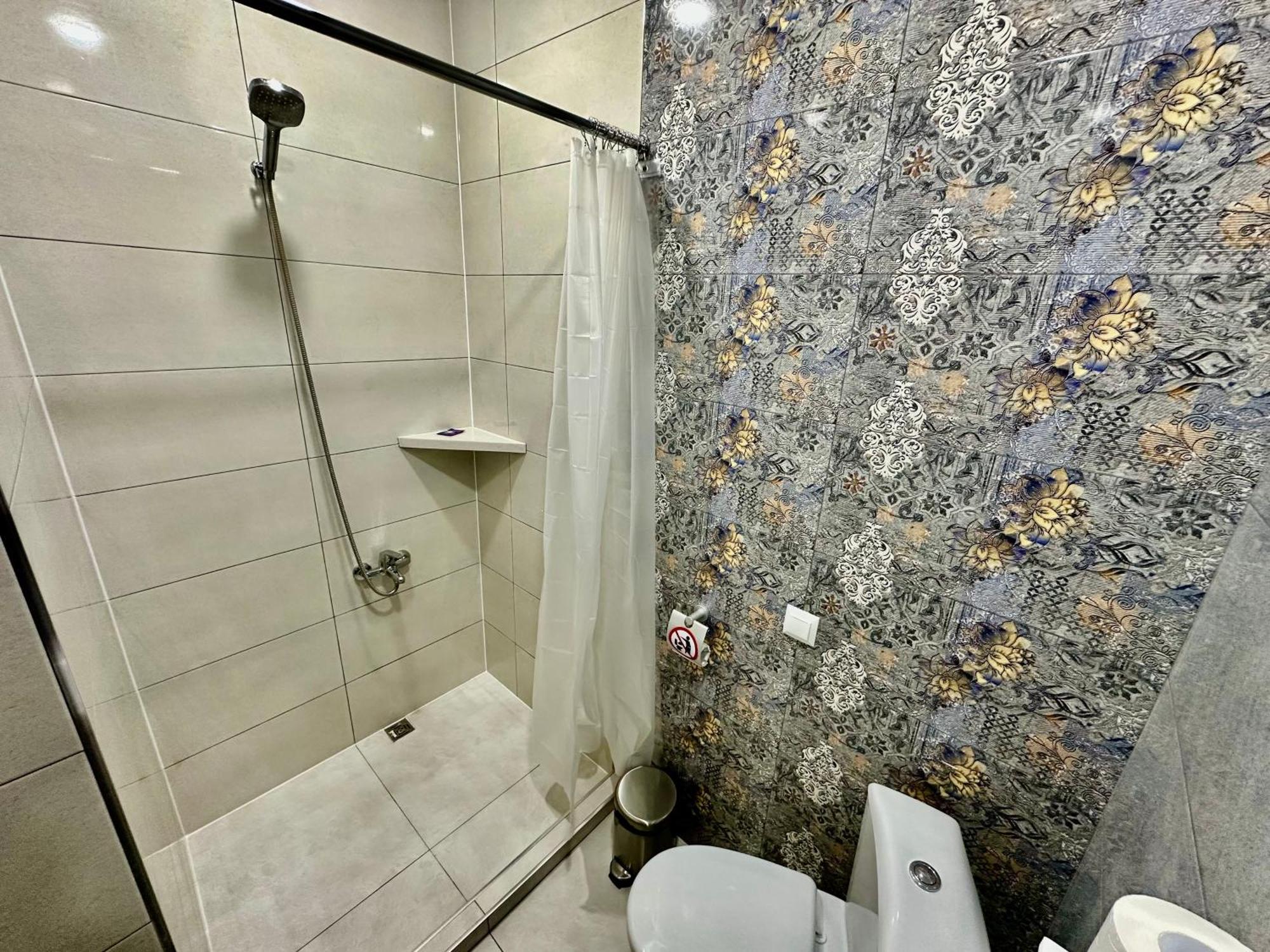 Tadevosyan Guest House Bjni Exterior foto