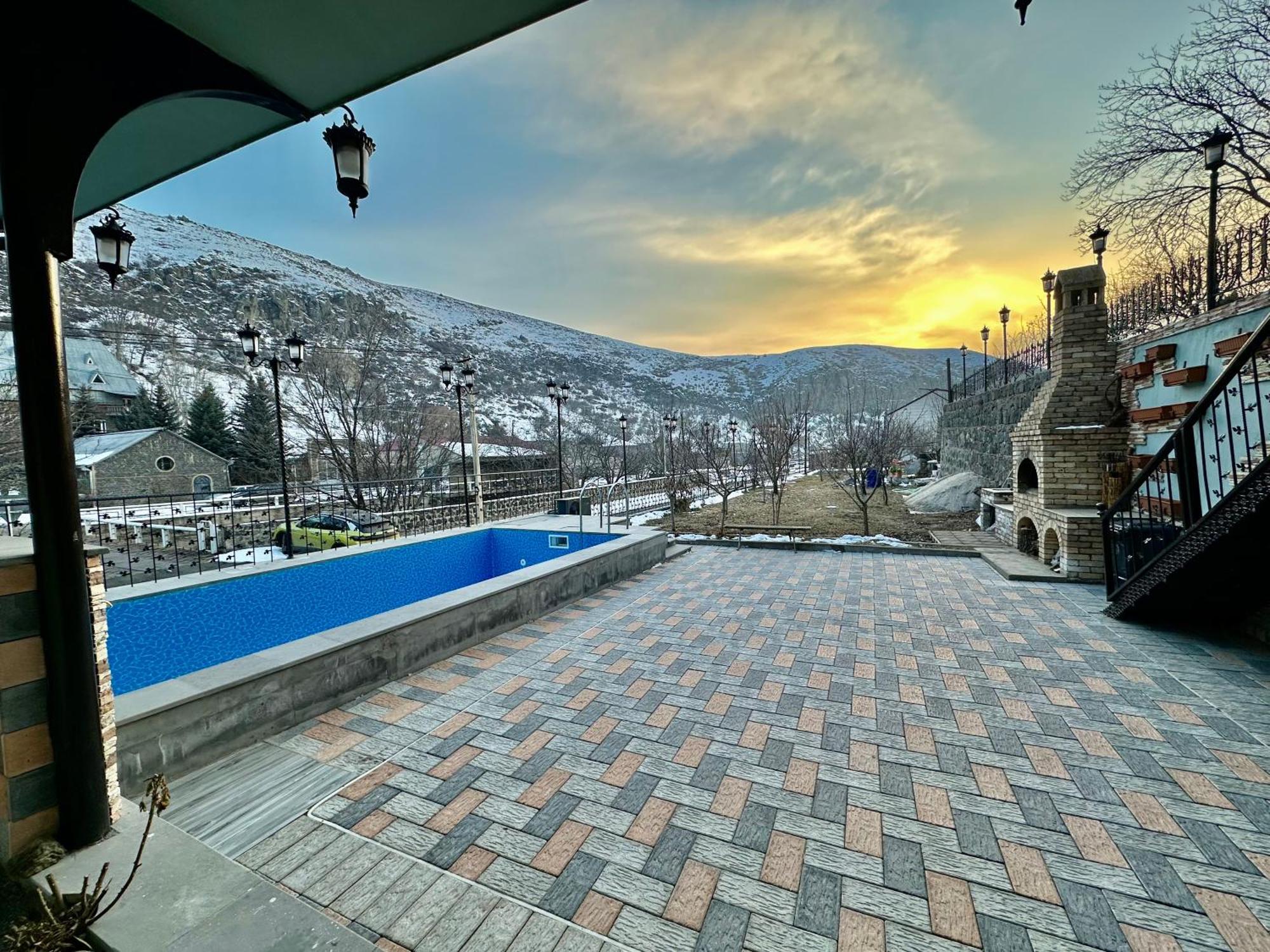 Tadevosyan Guest House Bjni Exterior foto
