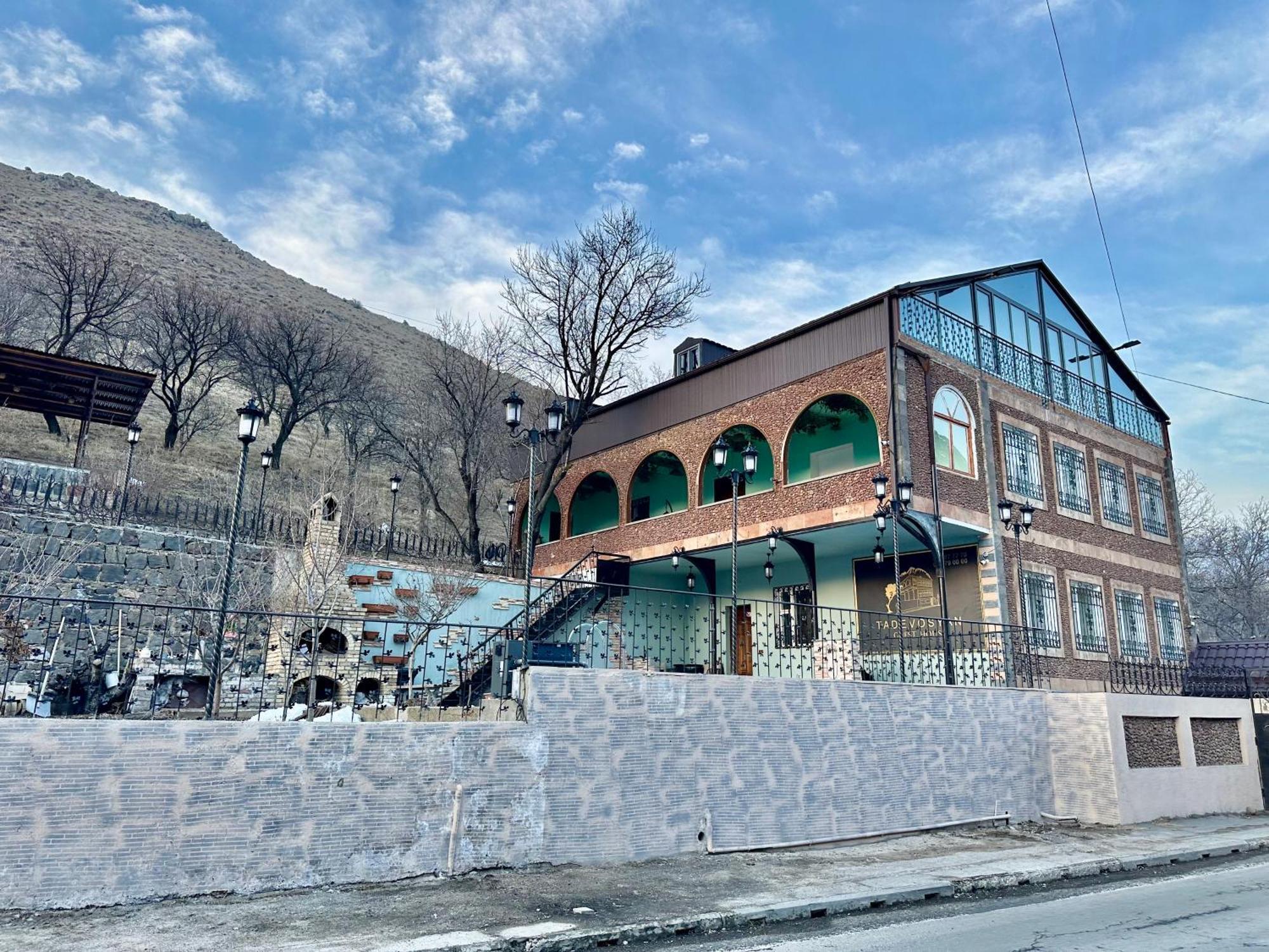 Tadevosyan Guest House Bjni Exterior foto